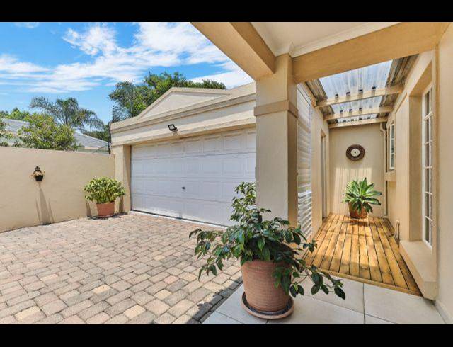 3 BEDROOM CLUSTER FOR SALE IN SUNNINGHILL